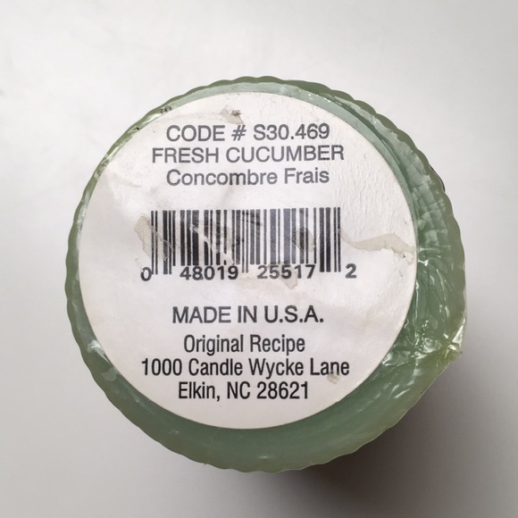 Scented Pillar Candle Fresh Cucumber Concombre Frais - Picture 4 of 5